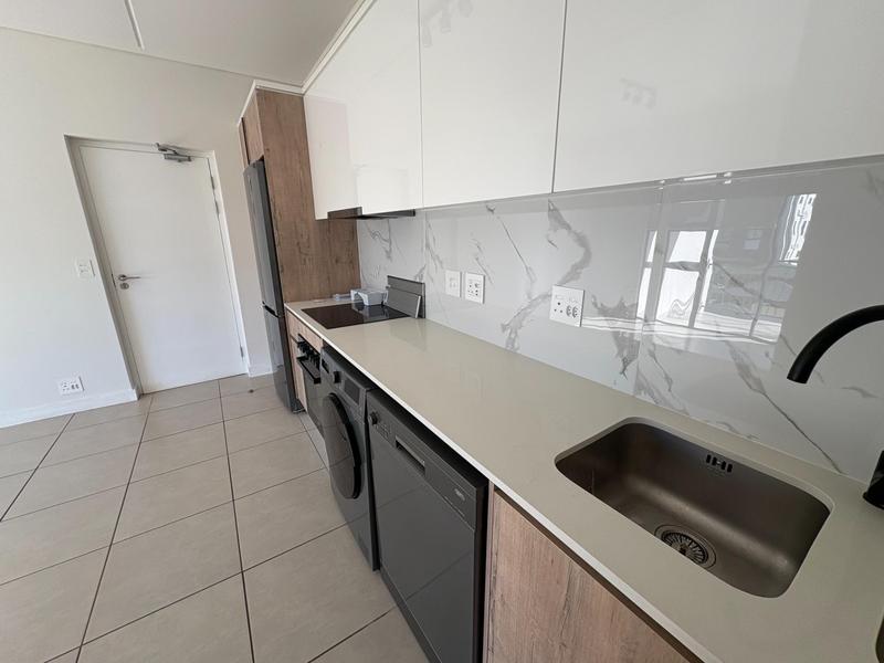 To Let 1 Bedroom Property for Rent in Richwood Western Cape